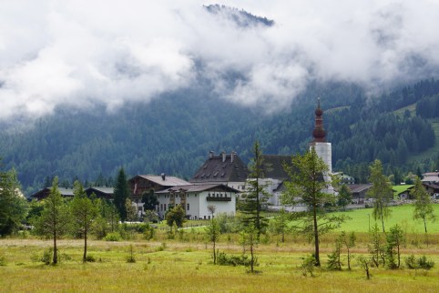 8B269162-0C33-4EAB-8ECA-2CD138D7C161